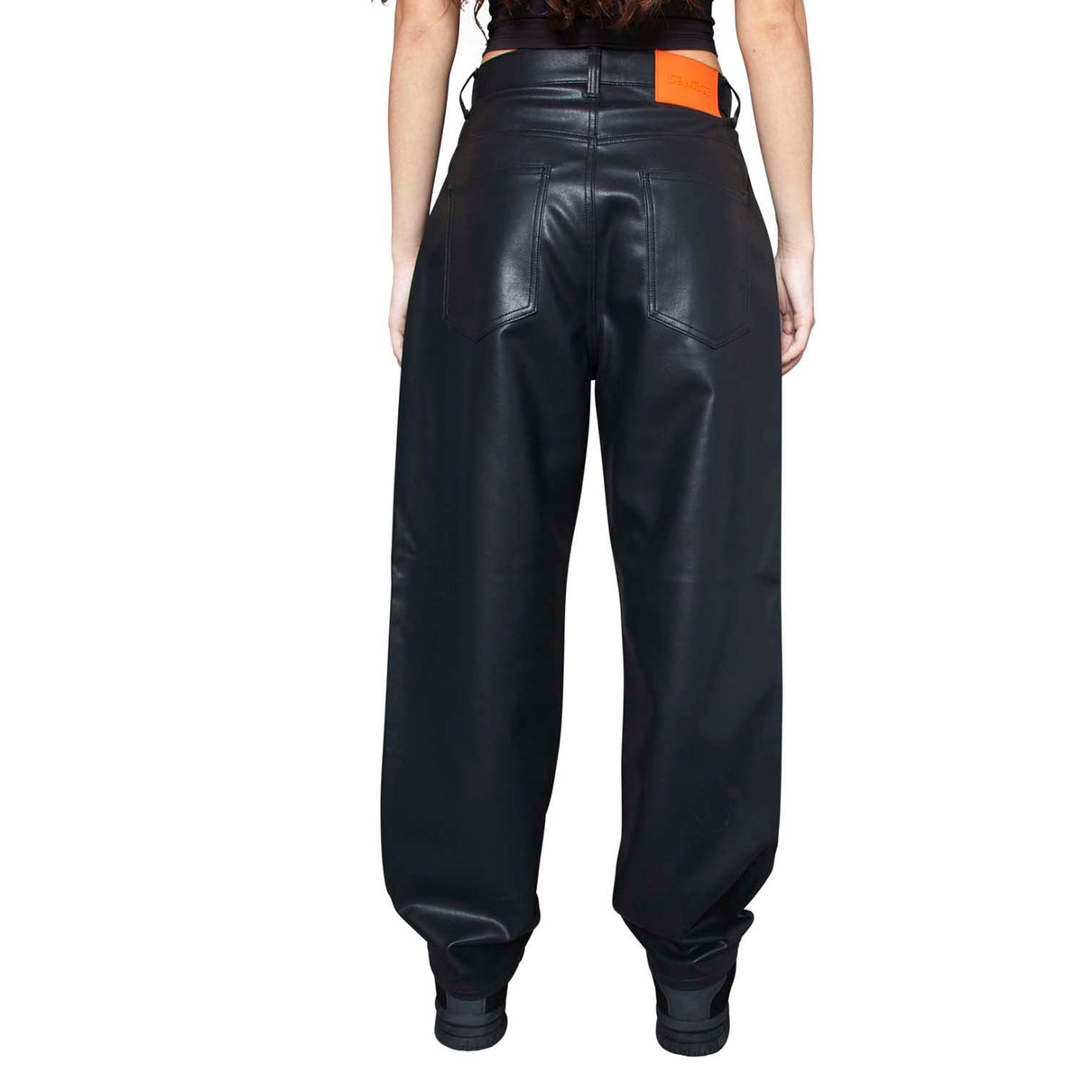 Super loose, Fake leather Jeans - The Forumist
