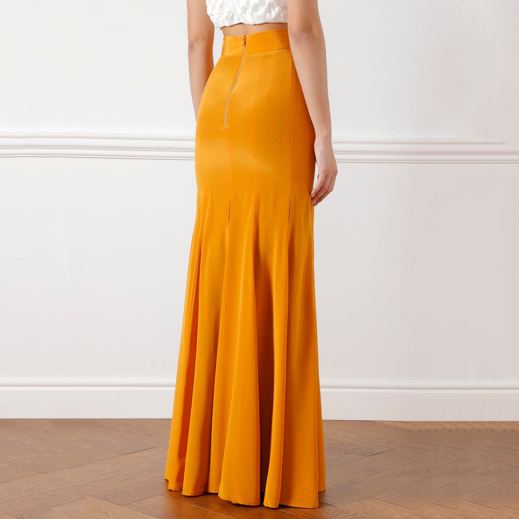 Amber silk skirt - The Forumist