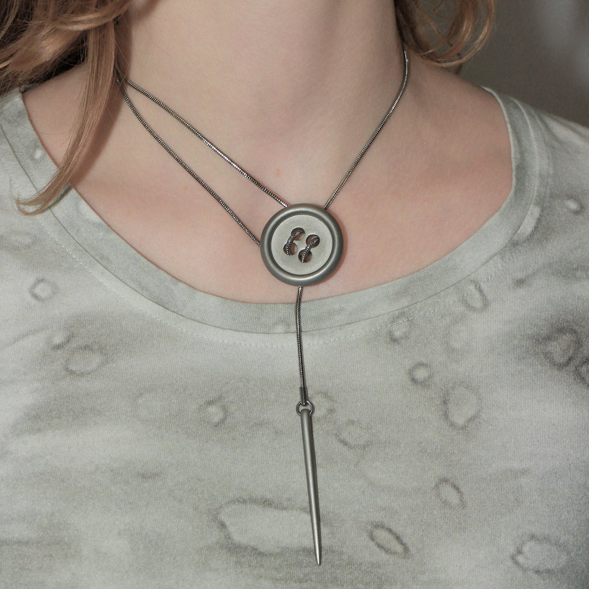 Cute as a Button Necklace - The Forumist