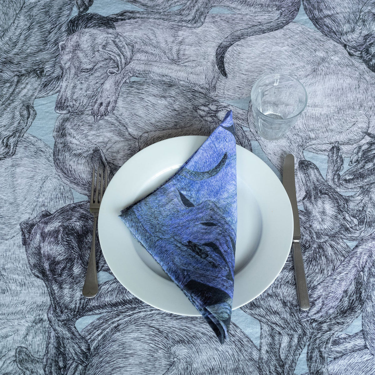 Sleeping Dogs - Linen Tablecloth - The Forumist