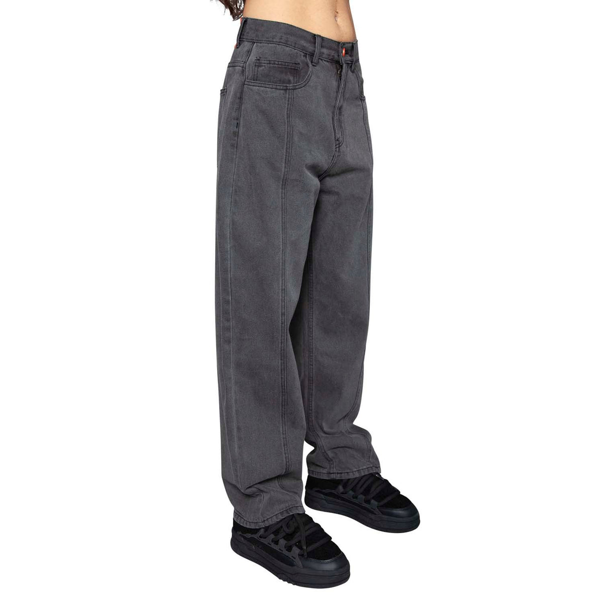 Super loose, Dark grey denim with a front cut - The Forumist
